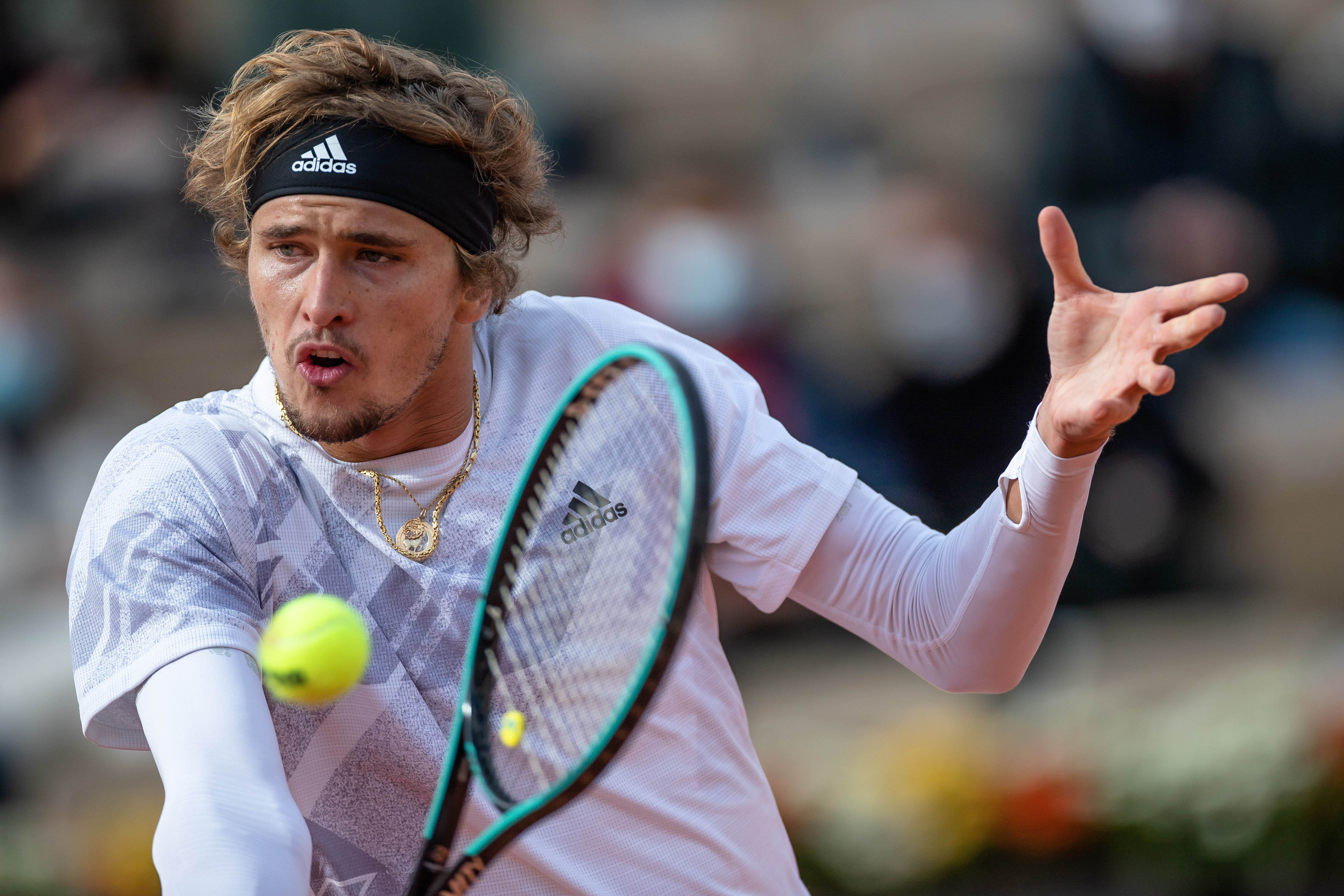 己的领先地 己的领先地