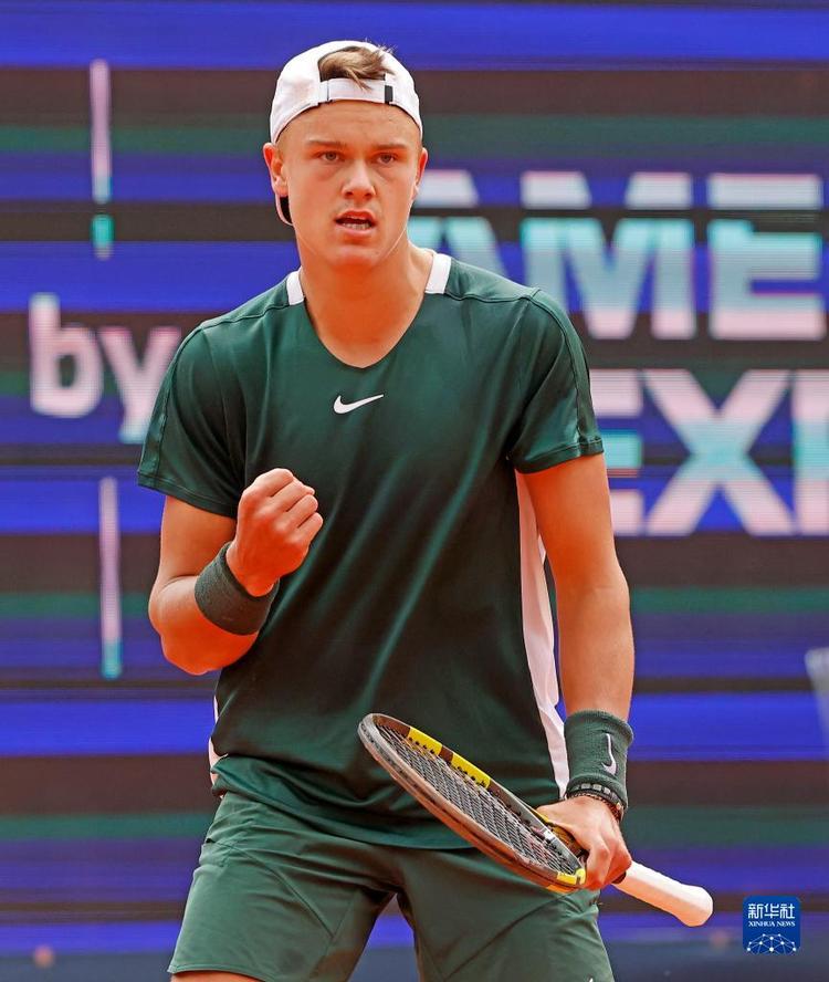 并加强自身 并加强自身