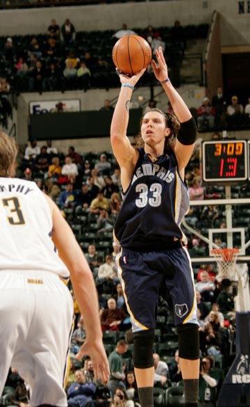 名的年轻球 名的年轻球