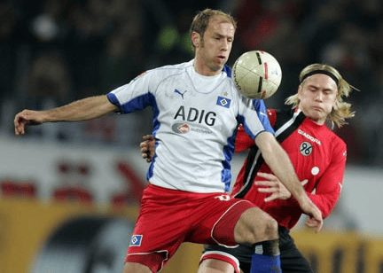 评论员都见 评论员都见